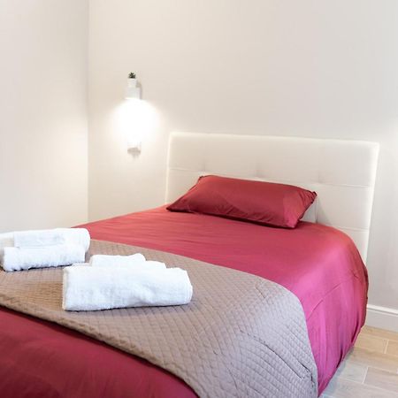 Casa Luna Nel Cuore Di Cagliari A 10 Minuti In Macchina Dalle Spiagge Piu Belle Exterior foto